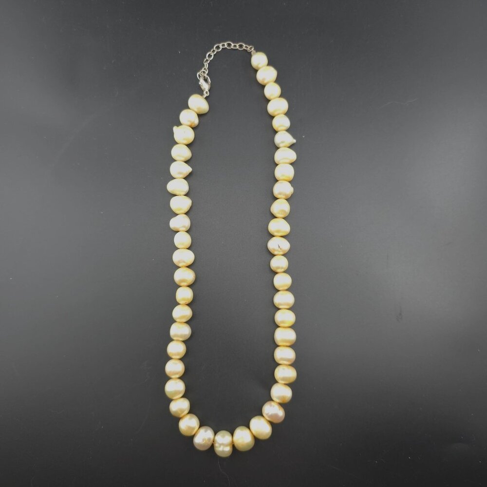 Irregular Natural Freshwater Pearl Necklace Creamy Beads Lobster Clasp - Picture 5 of 12